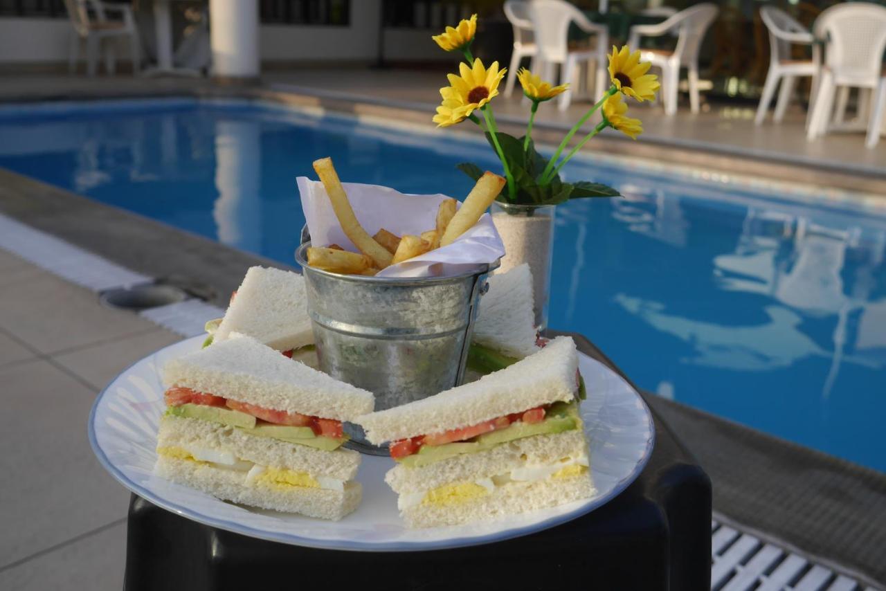 Hotel Boulevard Lima Luaran gambar