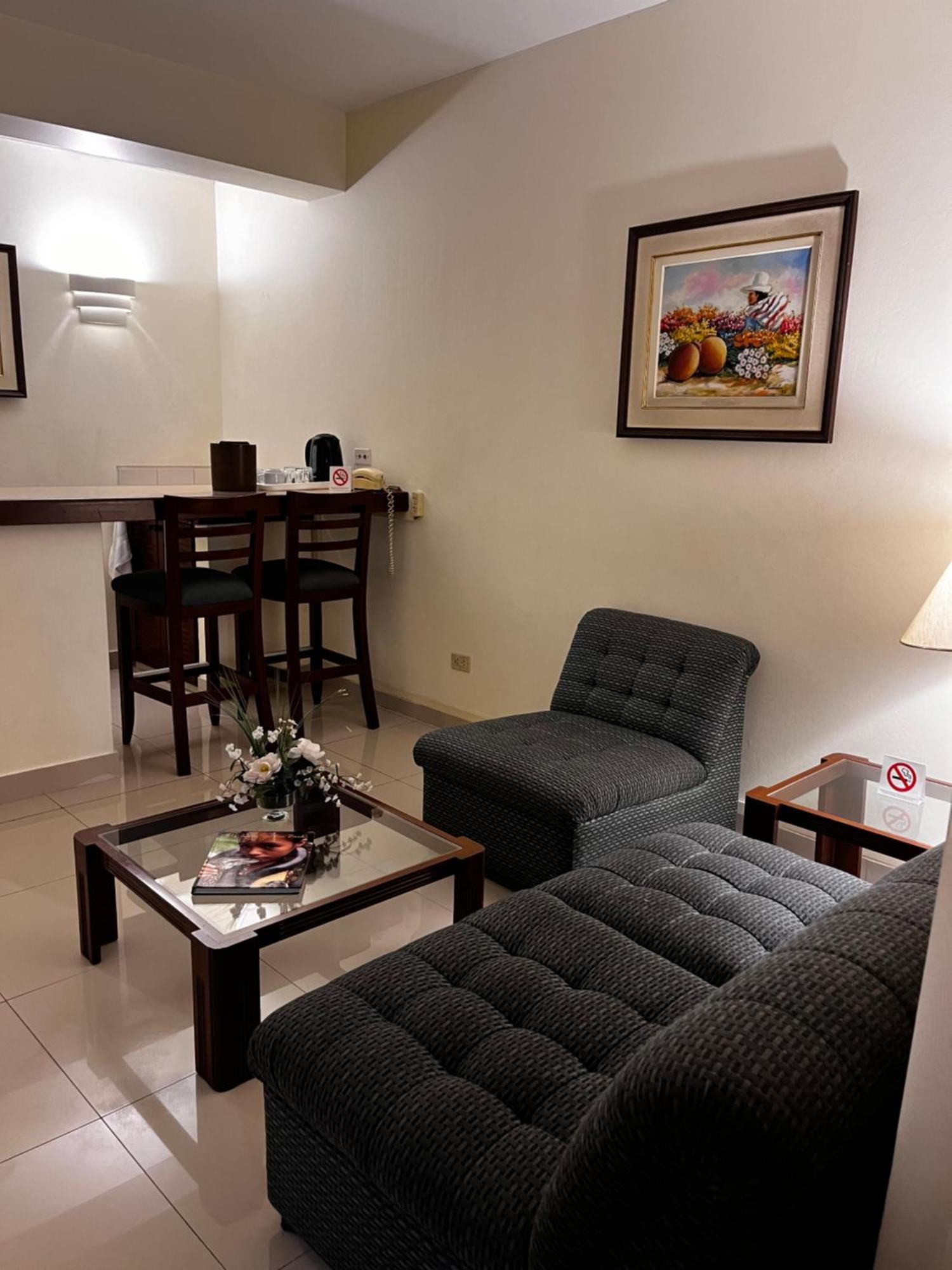 Hotel Boulevard Lima Luaran gambar