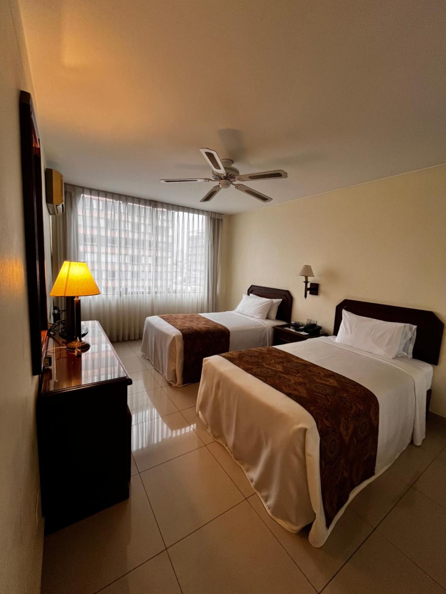 Hotel Boulevard Lima Luaran gambar