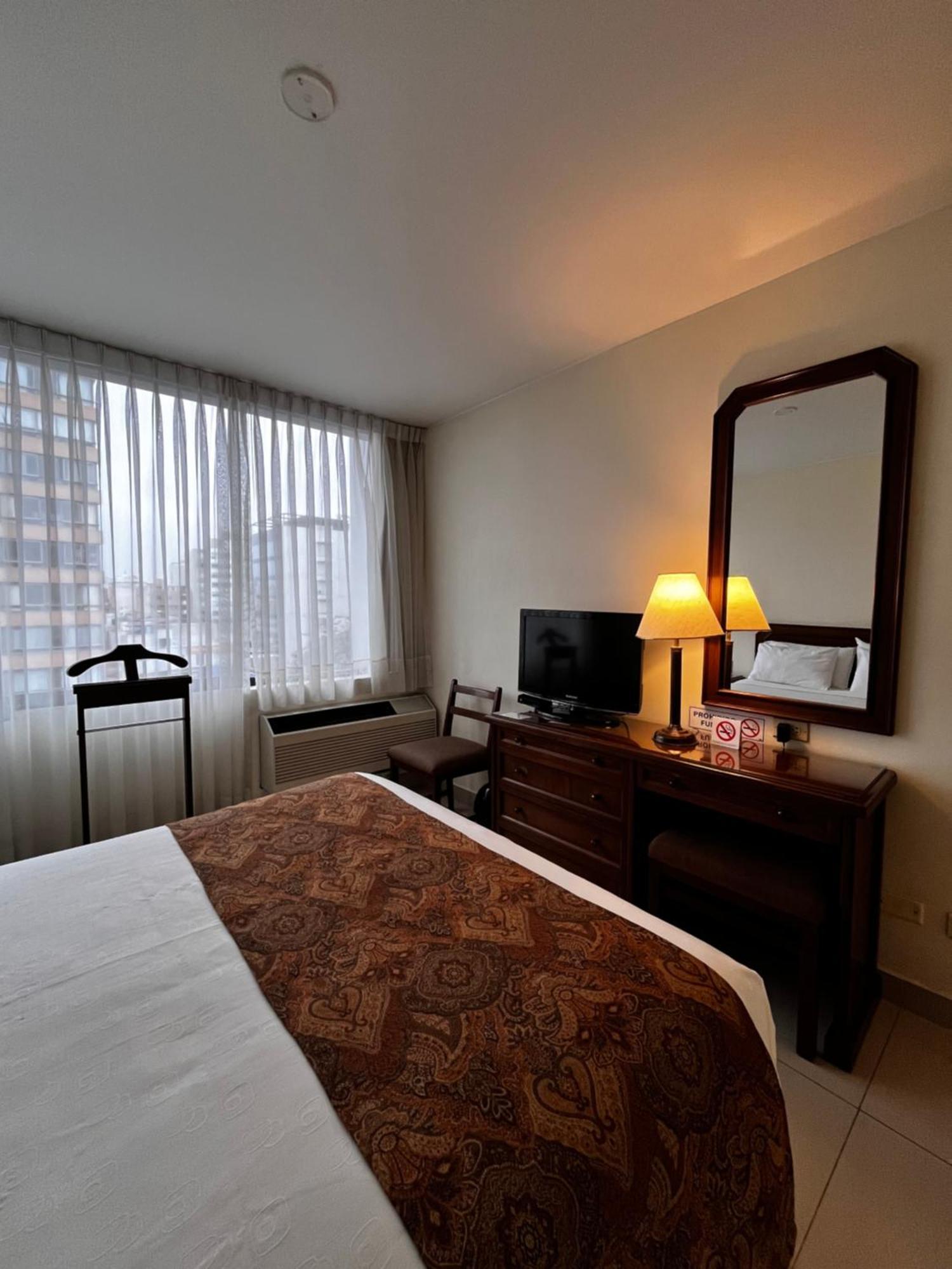 Hotel Boulevard Lima Luaran gambar