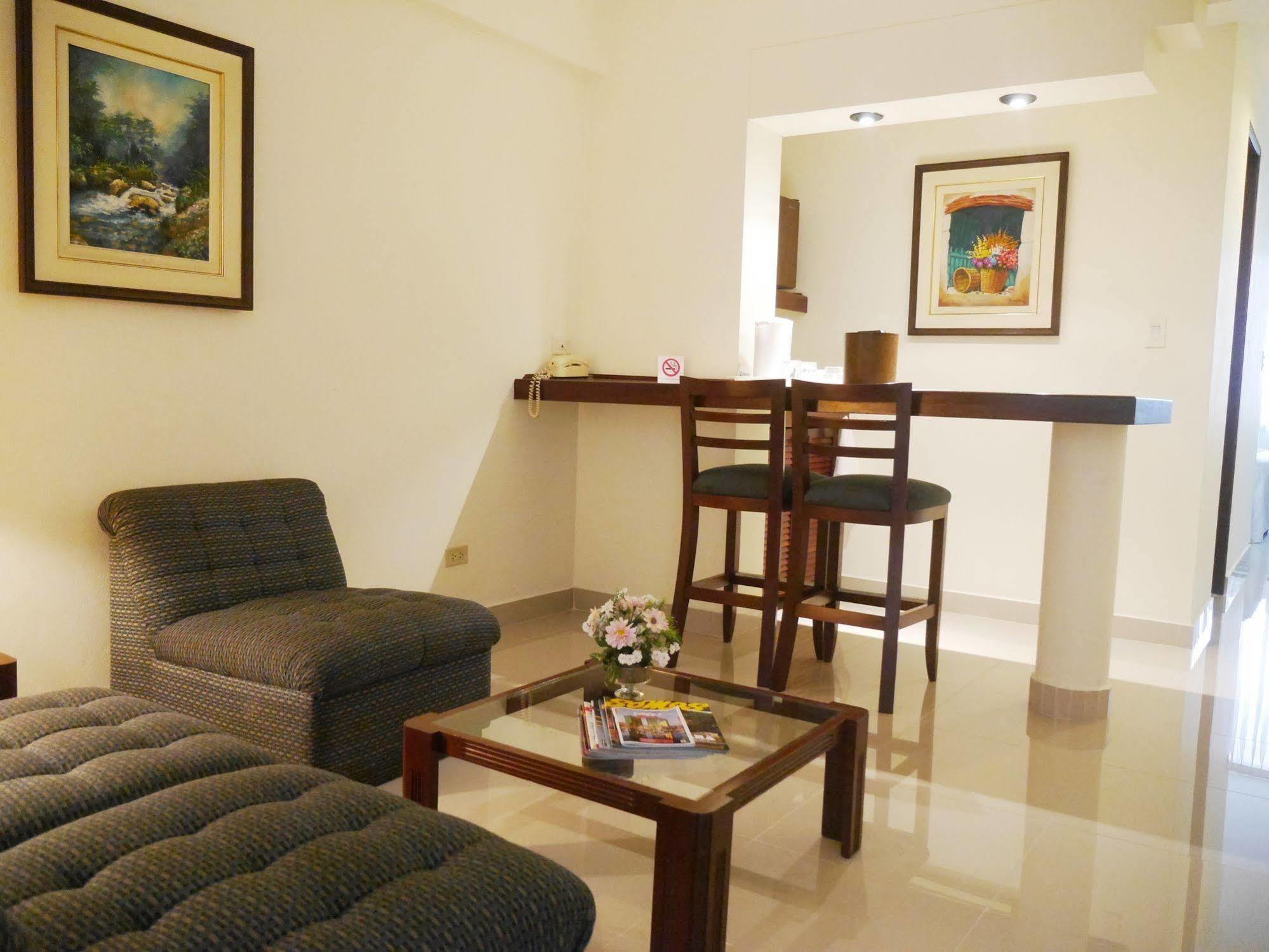 Hotel Boulevard Lima Luaran gambar